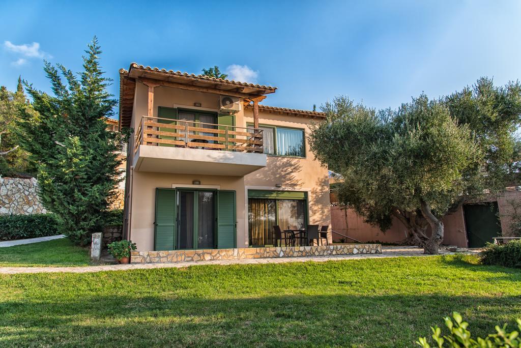 Eltheo Villas Agios Nikitas Exterior photo